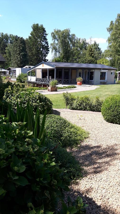 Prachtige Chalet Wabi Sabi Aan Het Water! Geel Exteriör bild